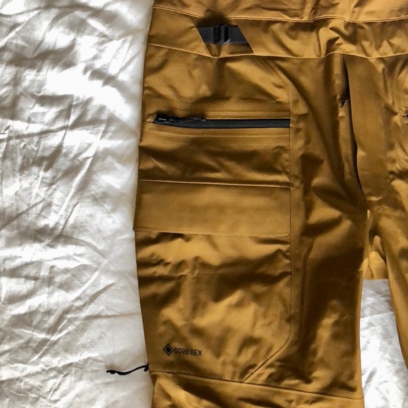 SOLD! NWT Mountain Hardwear Men's Boundary Ridge™ GORE-TEX Bib Golden Brown - Picture 5 of 9